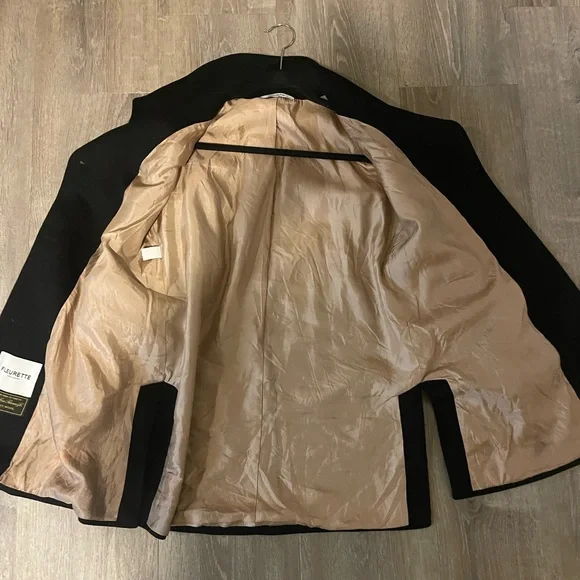 Fleurette Placket Front Loro Piana Wool Coat -4  like  new - Picture 8 of 10